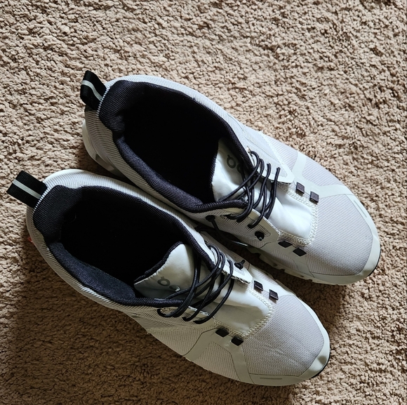 ON Running Cloud 5 Waterproof Shoes Glacier/White Womens 10.5 EUC - Picture 13 of 16